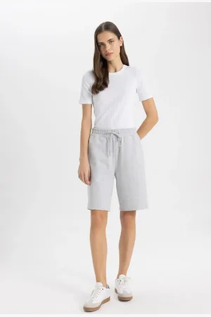 DeFacto Regular Fit Normale Taille Gerades Bein Dünne Bermuda Shorts W9369az24sm für Damen - 3XL