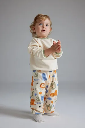 DeFacto Safari-bedrucktes Sweatshirt- Und Jogginghose-set Für Babys – Lange Ärmel, Elastische Taille, D8707a525sp für Herren - 24–36 Monate
