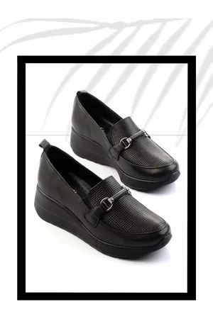 Disney Schwarze Schuhe Mit Keilabsatz Aus Echtem Leder K 01586377803 für Damen - 40
