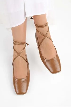 Shoeberry Ballerina-ballerina Aus Karamellfarbenem Leder Mit Schnürung für Damen - 39