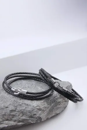 DeFacto Atolyewolf X Armband Aus Schwarzem Dreilagigem Leder Mit Stahlteilen E6177axns für Herren - One Size