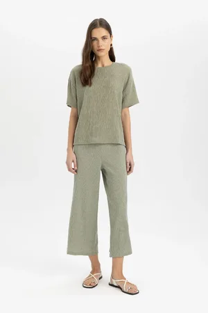 DeFacto Wide Leg Regular Waist Wrap Capri – C4329ax24sp für Damen - L
