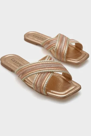 Capone Outfitters Ketty Hausschuhe Mit Flachem Absatz, Glänzender Stumpfer Zehenpartie Und Kreuzriemen für Damen - 37