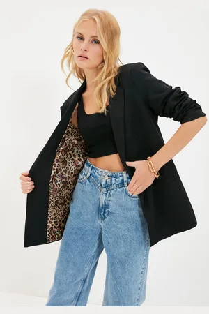 Trendyol Schwarze Gewebte Blazerjacke Mit Regulären Liner-details für Damen - 38