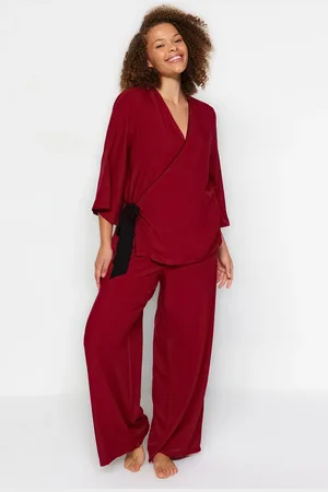 Trendyol Burgunderfarbenes, Zweireihiges, Gewebtes Pyjama-set Mit Kragen Und Kragen für Damen - 54