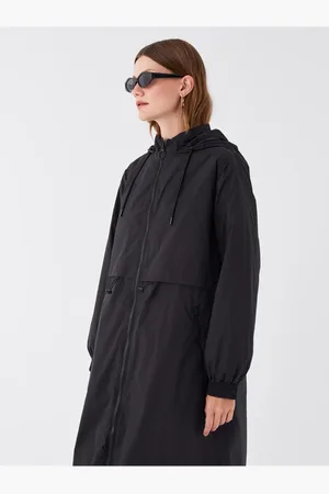 LC Waikiki Flacher Regenmantel Mit Kapuze für Damen - 36
