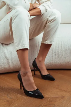 NİŞANTAŞI SHOES Melody Stiletto Aus Schwarzem Lackleder Mit Spitzer Zehenpartie für Damen - 37
