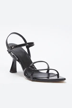Trendyol Schwarze Lackleder-sandalen Mit Spitzer Zehenpartie Mit Dünnem Absatz für Damen - 39
