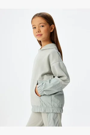 Koton Langärmliges Oversize-kapuzenpullover – Kängurutasche, Fallschirmstoff-detail für Damen - 5–6 Jahre