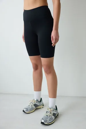 Penti Schwarze Smooth Feel High Waist Bikers (biker) Kurze Leggings für Damen - L