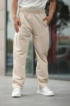 MADMEXT Beigefarbene, Entspannt Geschnittene Jogginghose für Herren - S