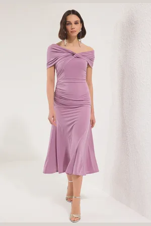 Trendyol Gestricktes, Schickes Abendkleid Mit Asymmetrischem Ausschnitt, Nachtabendkleid für Damen - 42