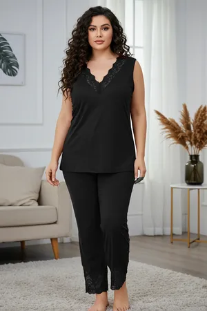 Trendyol Schwarzes Spitzen-strick-pyjama-set Mit V-ausschnitt für Damen - 2XL