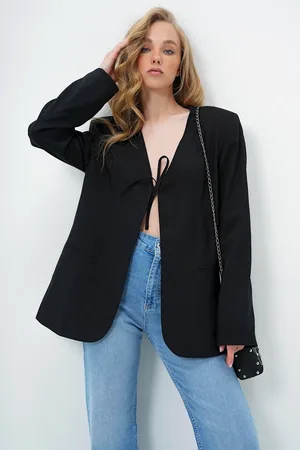 Trend Alacati stili Schwarze Blazerjacke Mit V-ausschnitt Und Innenfutter für Damen - 36