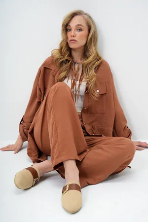 Trend Alacati stili Flache Hausschuhe Aus Stroh Mit Gürtelschnalle In Hellbraun für Damen - 39