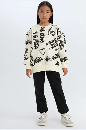DeFacto Set Aus Gemustertem Sweatshirt Und Jogginghose Für Mädchen – Dickes Rundhalsausschnitt, Elastische Taille, D4871a824wn für Damen - 5–6 Jahre