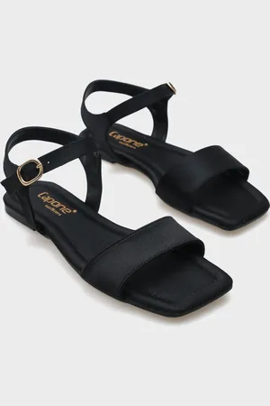 Capone Outfitters Celinda Knöchelriemen, Stumpfe Zehenpartie, Flacher Absatz, Satin-sandalen für Damen - 40