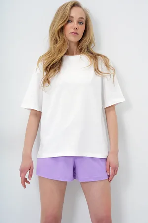 Trend Alacati stili Set Aus Fliederfarbenem Baumwoll-basic-t-shirt Und Gekämmtem Baumwoll-unterteil Mit Shorts Zum Binden für Damen - 36