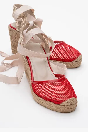 LuviShoes Lions Rote Ledersandalen Mit Knöchelriemen Und Keilabsatz für Damen - 39