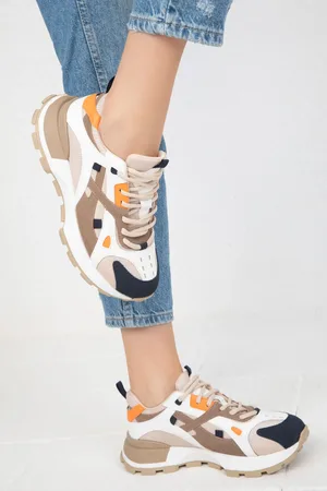 SOHO Nerz-weißer Sneaker für Damen - 39