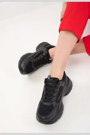 SOHO Schwarzer Sneaker für Damen - 36