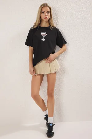 Trendyol Schwarzes, Übergroßes/weit Geschnittenes Cocktail-bedrucktes Strick-t-shirt Aus 100 % Baumwolle für Damen - XL