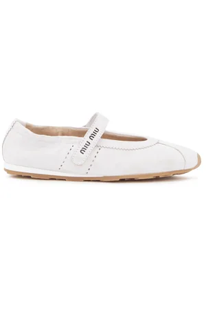 Miu Miu Ballerina aus gebleichtem Leder