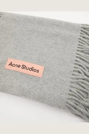 Acne Studios Wollschal mit Fransen
