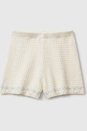 Benetton Shorts Mit Häkeleffekt