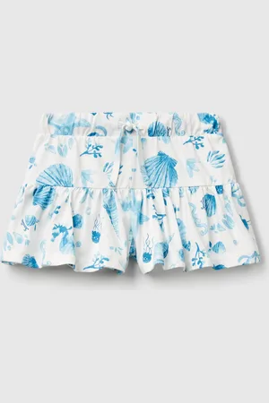 Benetton Weiße Shorts Mit Blauen Muscheln