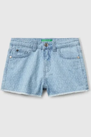 Benetton Kurze Jeanshose Mit Fransen