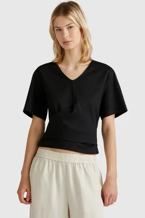 Benetton T-shirt Mit Knoten Auf Der Rückseite