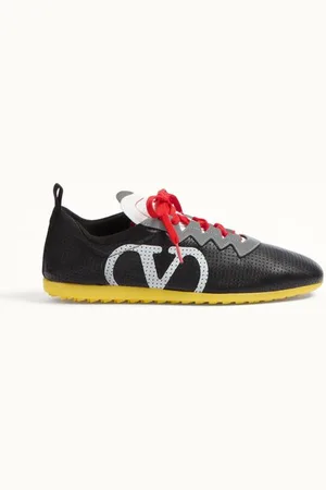 VALENTINO GARAVANI CHROMATHON SNEAKER AUS PERFORIERTEM NAPPALEDER Mann 39