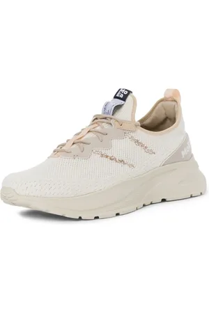 MOEA Sneaker