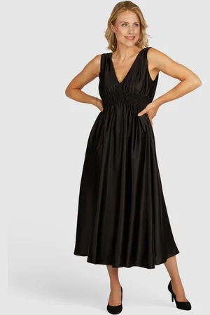 Kleo Abendkleid Abendkleid aus Satin
