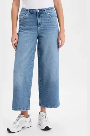 Comma, Jeans