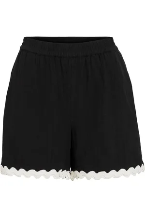 VILA Vimanda Detailed Shorts