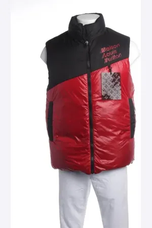 LOUIS VUITTON Weste 48