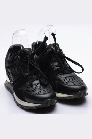 LOUIS VUITTON Run Away Sneaker EUR 36,5