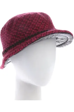 CHANEL Hut M