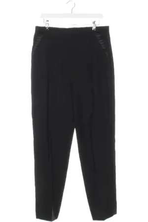 Escada Hose 42
