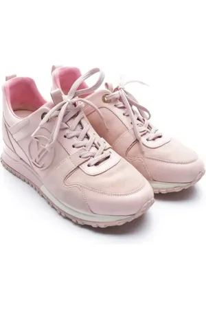 LOUIS VUITTON Run Away Sneaker EUR 36,5