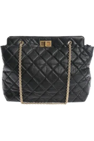 CHANEL Schultertasche