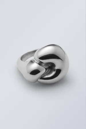 Weekday Markanter Ring