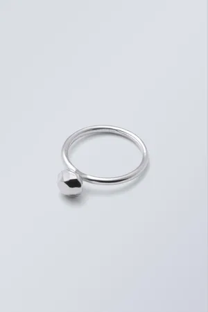 Weekday Diamantring aus Metall