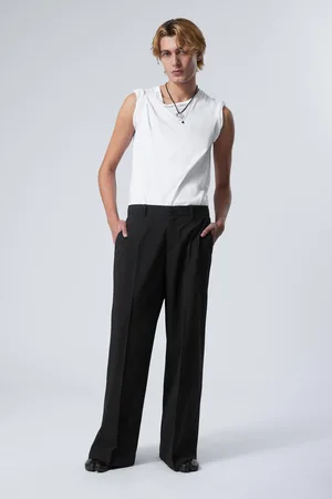 Weekday Locker geschnittene Anzughose mit niedriger Taille