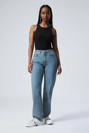 Weekday Resolute Curve High Waisted Regular Straight Jeans