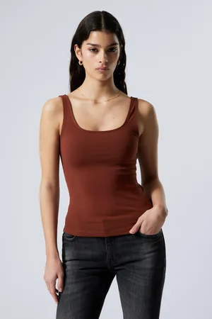 Weekday Figurbetontes Tanktop mit eckigem Ausschnitt