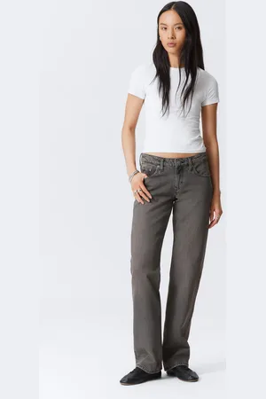 Weekday Arrow Low Waist Regular Straight Leg Jeans