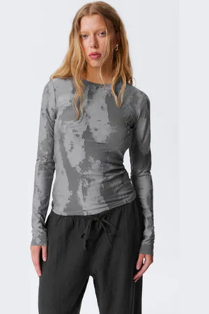 Weekday Eng anliegendes Jacquard-Longsleeve